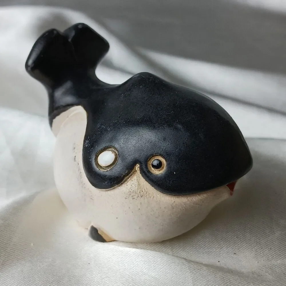 Vintage Artesania Rinconada Art Pottery Hand Crafted Clay Figurine-KILLER WHALE